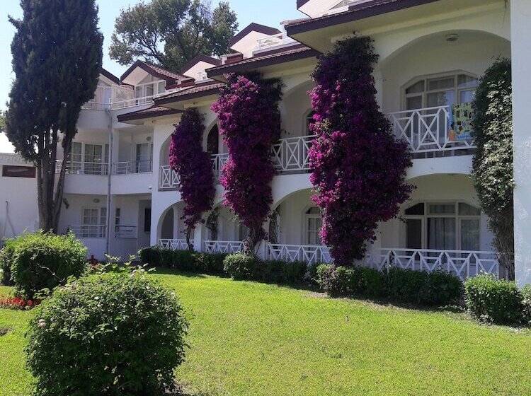 בית מלון כפרי Lykia Botanika Beach & Fun Club