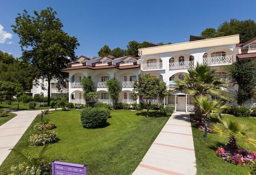 בית מלון כפרי Lykia Botanika Beach & Fun Club