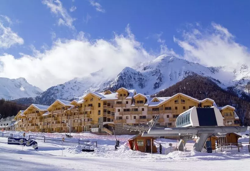 فندق Madame Vacances Residence Le Parc Des Airelles