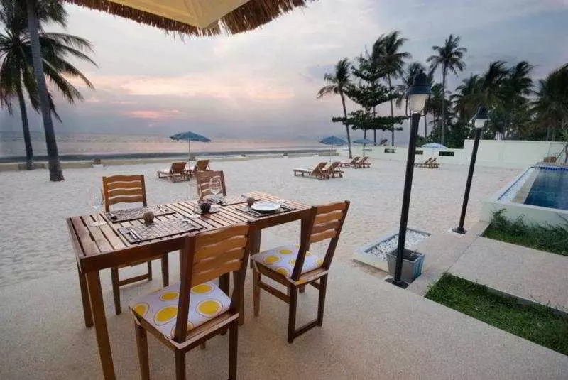 ホテル Nantra De Deluxe