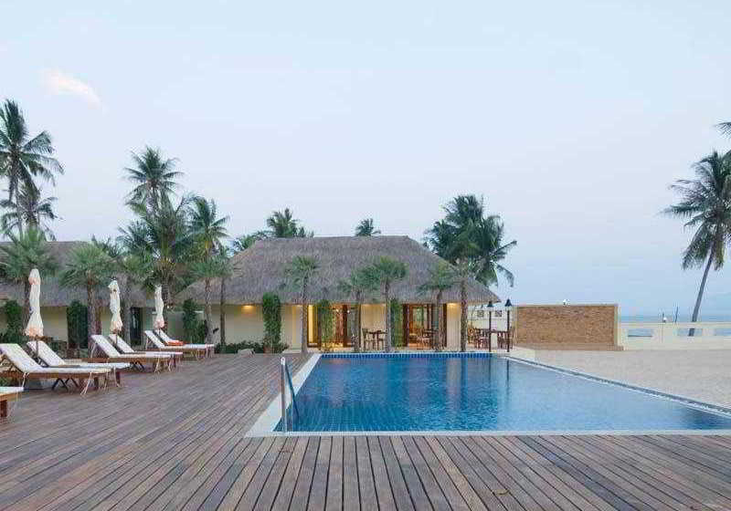 ホテル Nantra De Deluxe