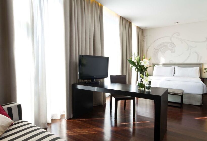 ホテル NH Buenos Aires Tango