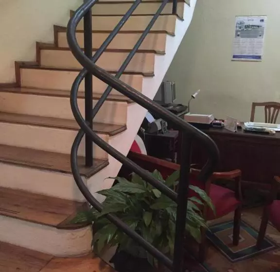 هتل Résidence Mareva