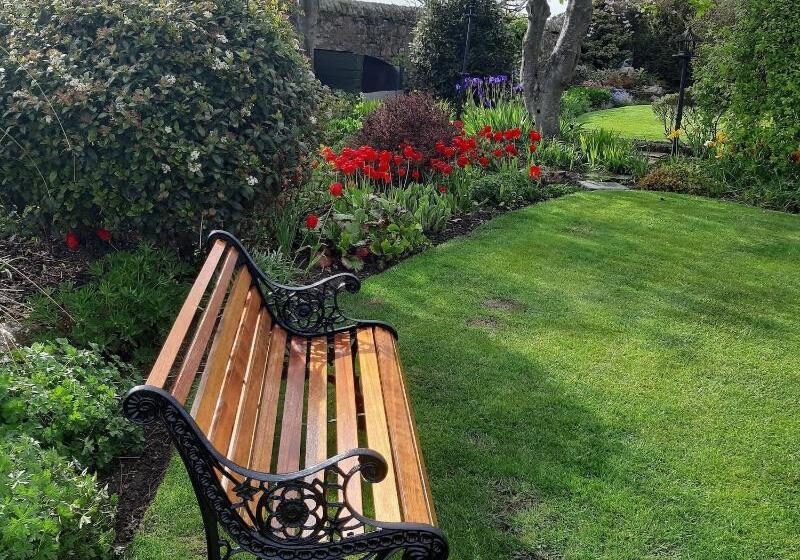 Hotel The Spindrift Guest House