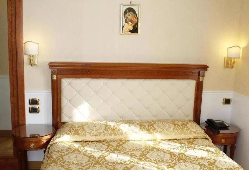 هتل Villa Pinciana