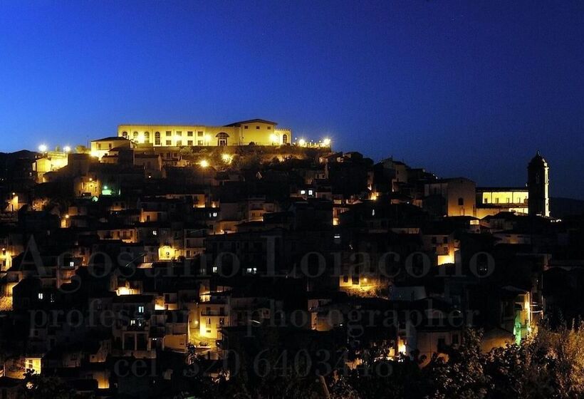 مبيت وإفطار Al Castello San Piero Patti