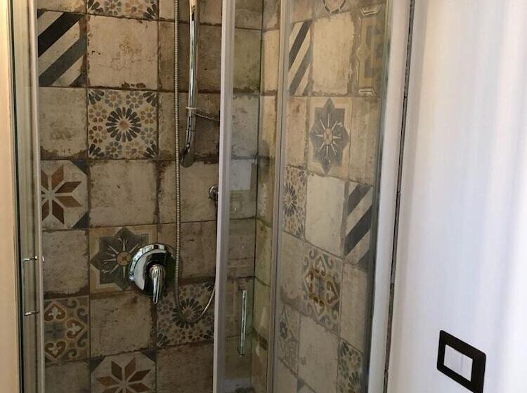 مبيت وإفطار Al Castello San Piero Patti