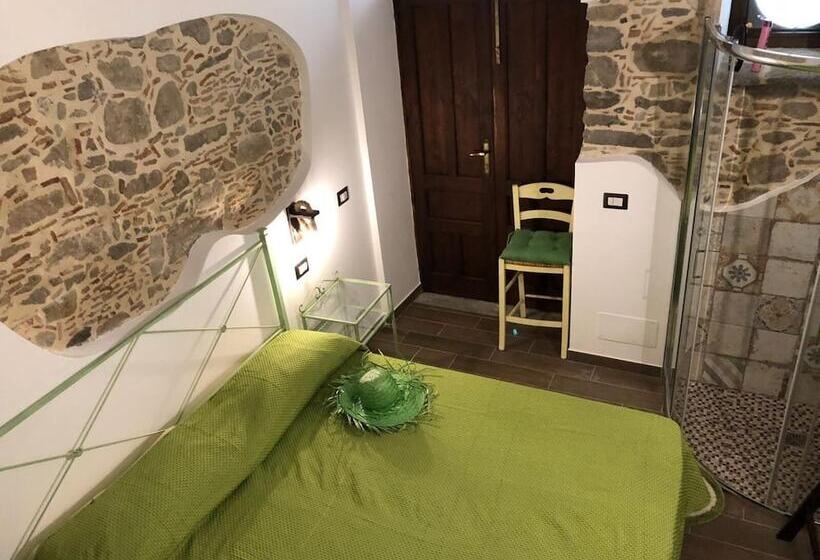 مبيت وإفطار Al Castello San Piero Patti