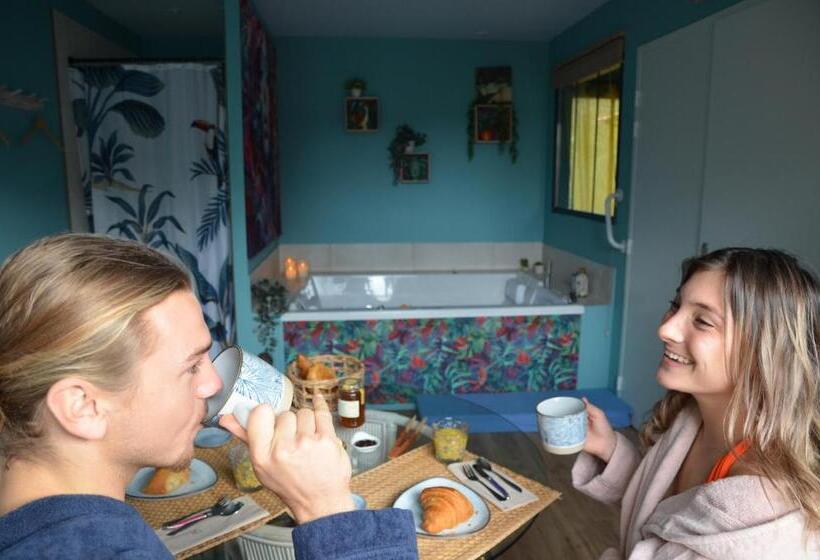 Bed and Breakfast Les Volets Violets