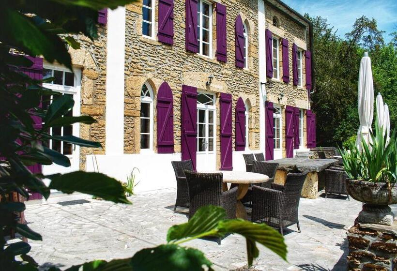 Bed and Breakfast Les Volets Violets