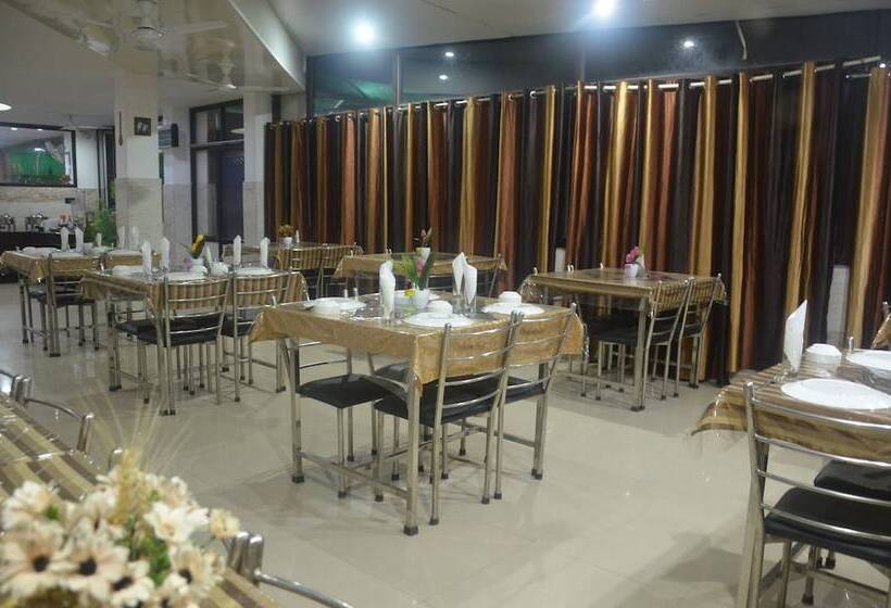 Corbett Hill Resort By Royal Collection Hotels