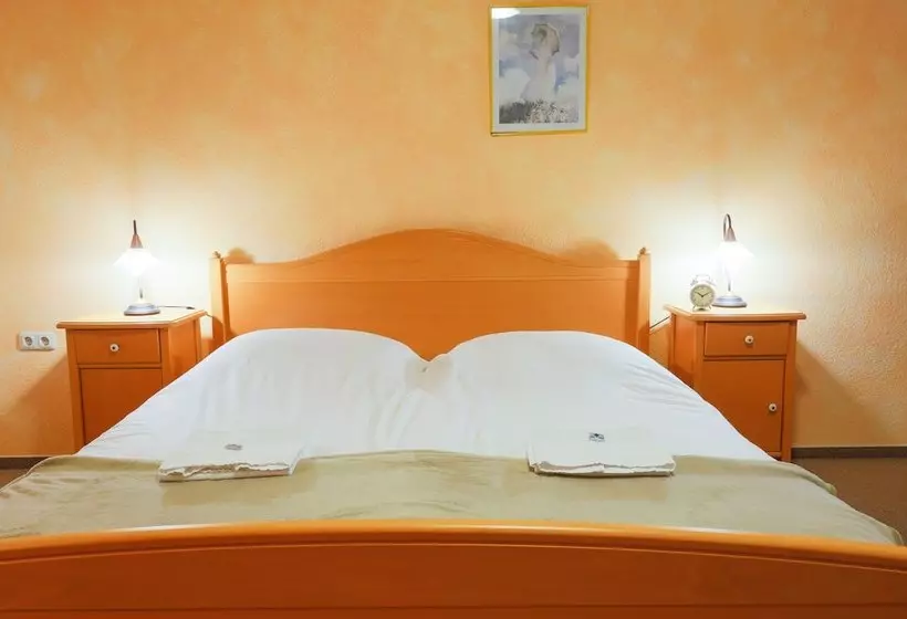 ホテル Boutique  Quedlinburg Auerhahn