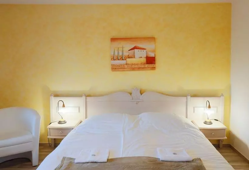 ホテル Boutique  Quedlinburg Auerhahn
