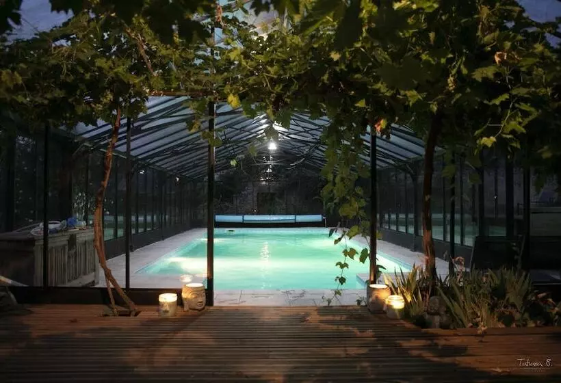 Hotelli Chateau L  Escale