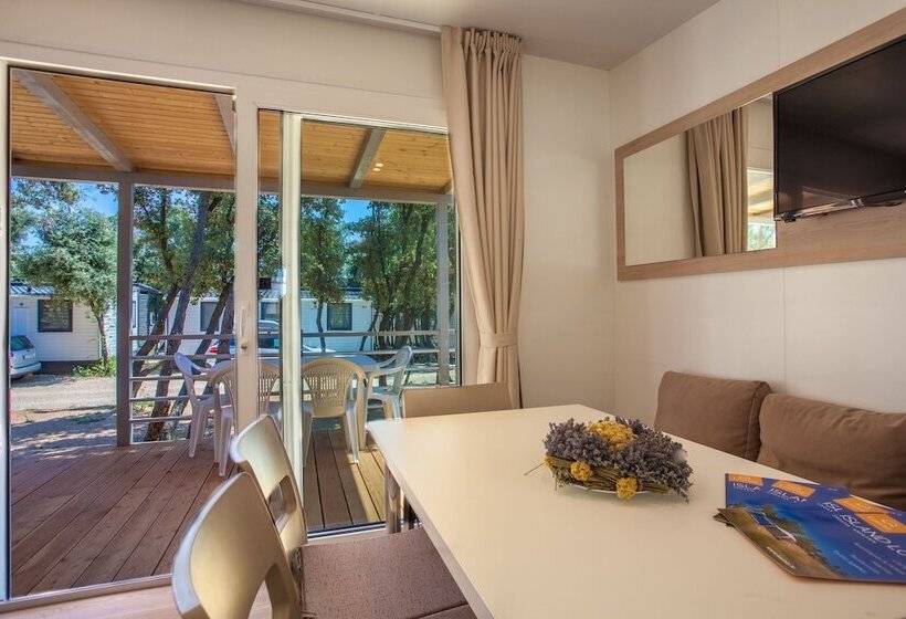 Hotel Mobile Homes Delta Marine At Campsite Lopari