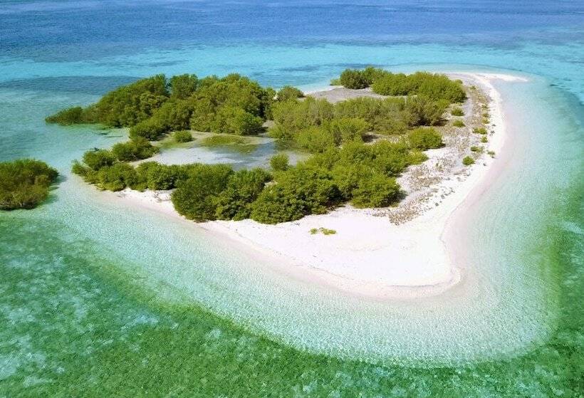 Отель Nyaman Catamaran