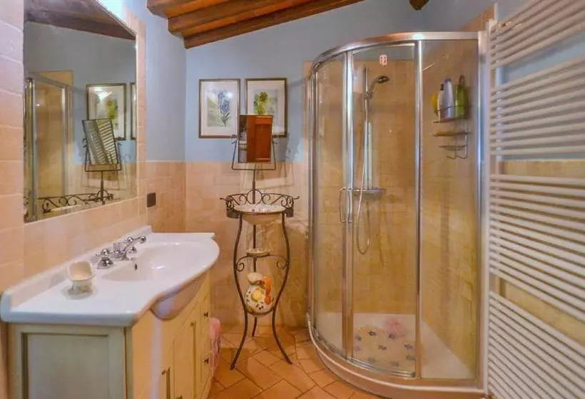 田舎風ホテル Agriturismo Il Moraiolo