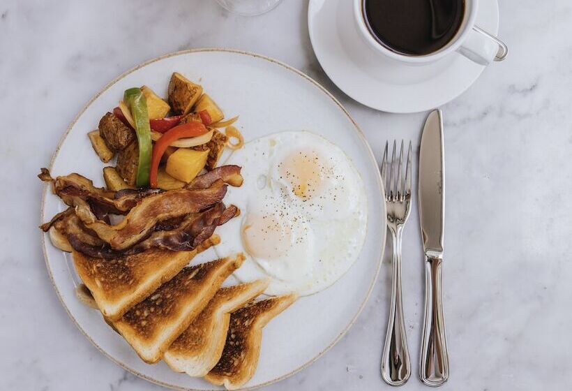 هتل The Mill Resort & Suites