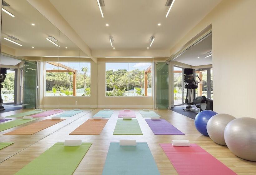 هتل The Mill Resort & Suites