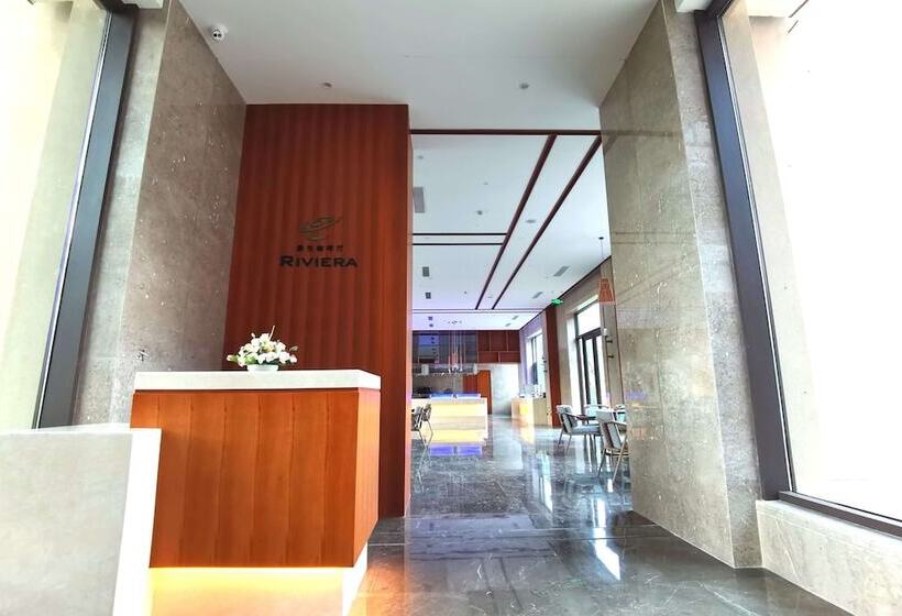 Howard Johnson The Bund Hotel Gasa