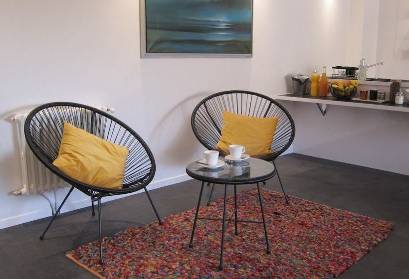 بنسيون La Belle Jaune  Bed And Breakfast