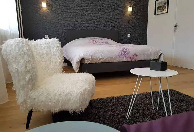 پانسیون La Belle Jaune  Bed And Breakfast