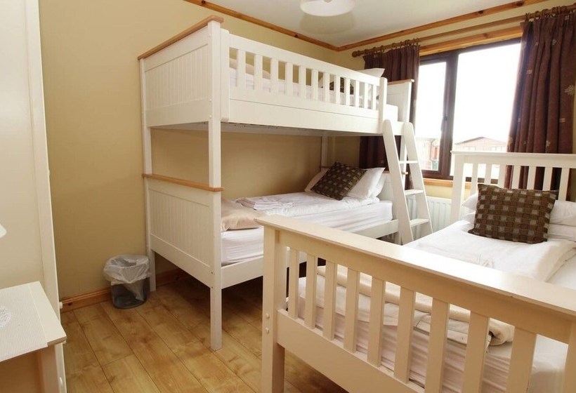 Stunning 4 Bedlog Cabin In Kerrykeel Sleeps 10