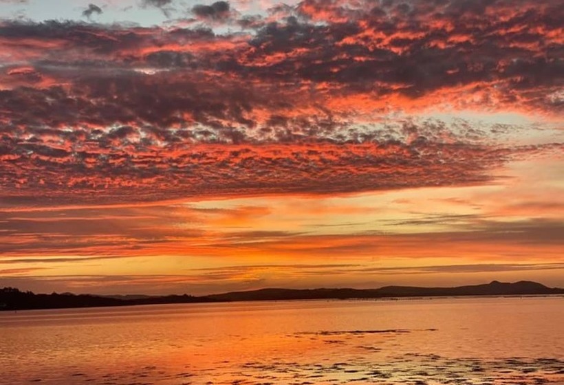 Stunning 4 Bedlog Cabin In Kerrykeel Sleeps 10