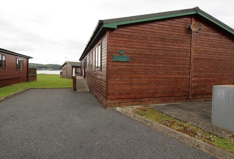 Stunning 4 Bedlog Cabin In Kerrykeel Sleeps 10