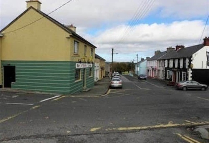 Stunning 4 Bedlog Cabin In Kerrykeel Sleeps 10