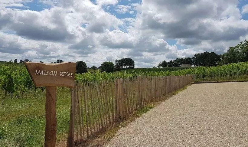 ベッドアンドブレックファースト Maison Reces