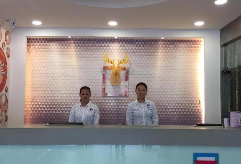 Pai Hotel Kaifeng Gulou Square Center