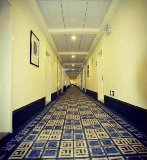 Pai Hotel Kaifeng Gulou Square Center