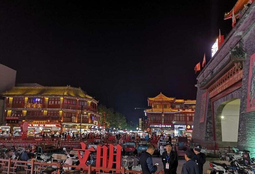 Pai Hotel Kaifeng Gulou Square Center