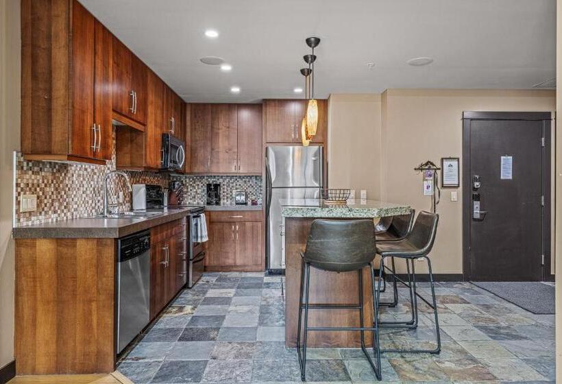 Heavenly Mountain Condo Hosted By Fenwick Vacation Rentals