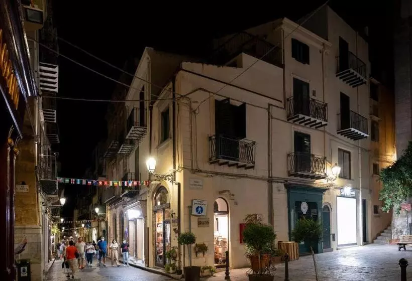 Aamiaismajoitus (B&B) Bm Suites Cefalu
