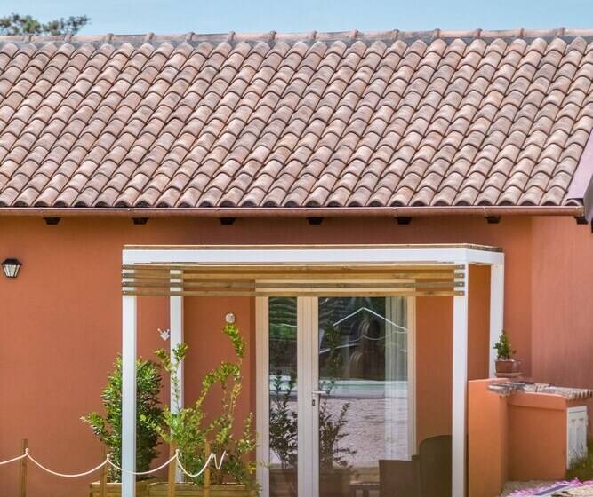 צימר La Vinia Bed&wine Experience   Adults Only