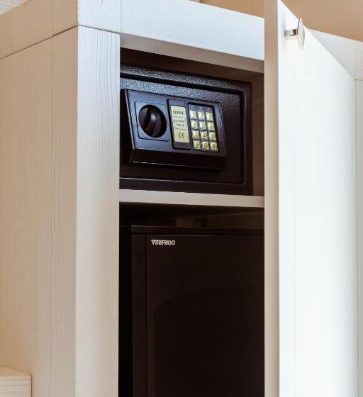 צימר La Vinia Bed&wine Experience   Adults Only