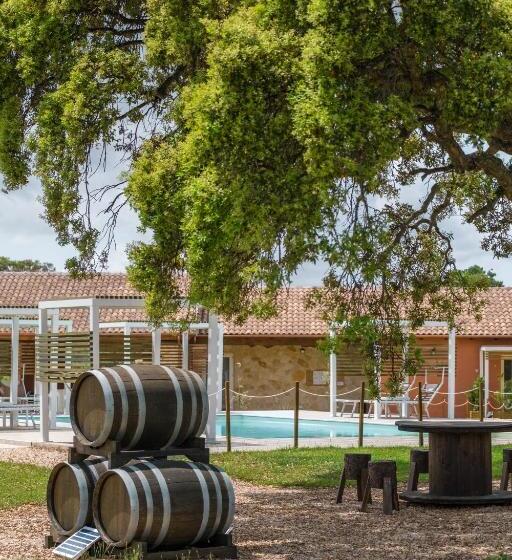 צימר La Vinia Bed&wine Experience   Adults Only