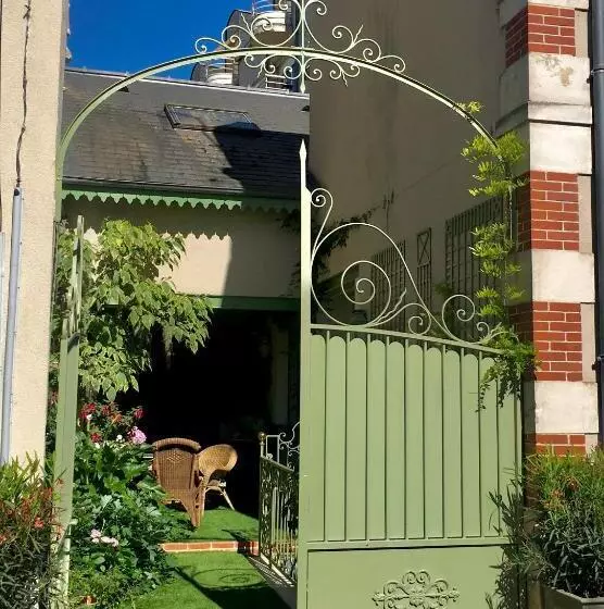 تختخواب و صبحانه Le 1930, Chambres D’hôtes De Charme