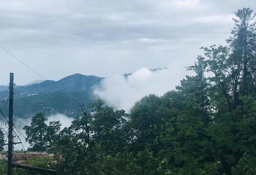 H.m.h Lodges & Hotel Resort