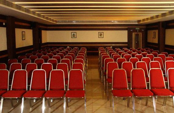 בית מלון כפרי Emerald Regency