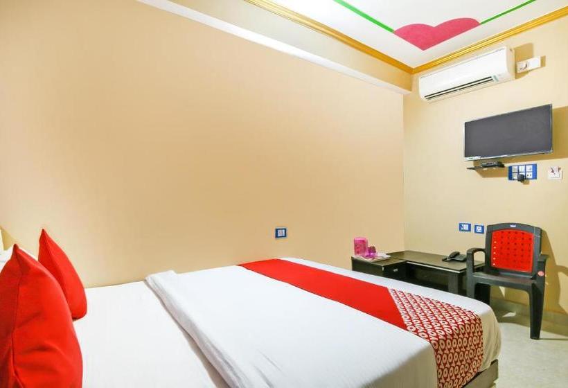 Hotel Oyo 70909 Singh Palace