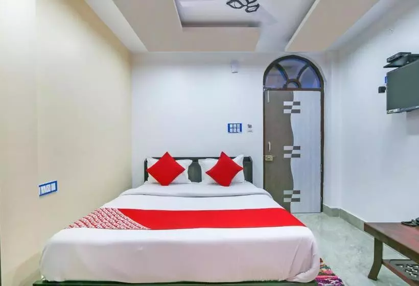 ホテル Oyo 70909  Singh Palace