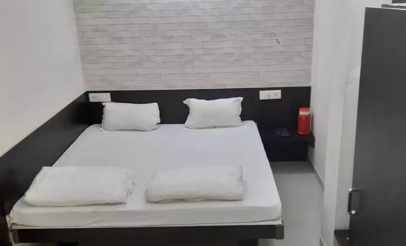 ホテル Vamoose Sharda Resort