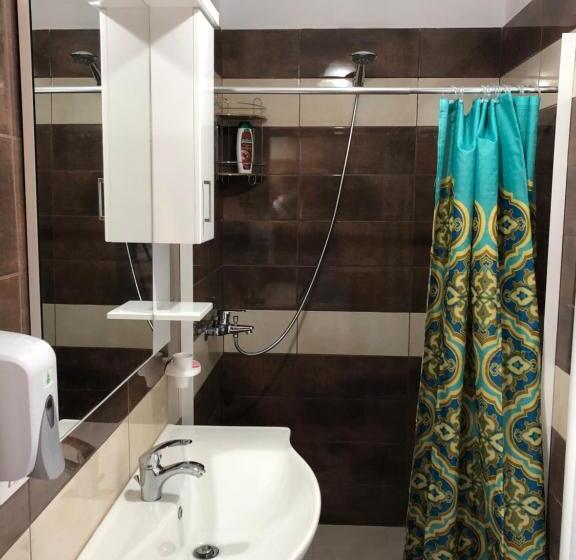 پانسیون Adriatik Guesthouse