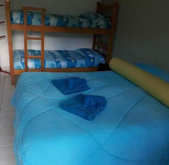 پانسیون Colinas Capivari Suites