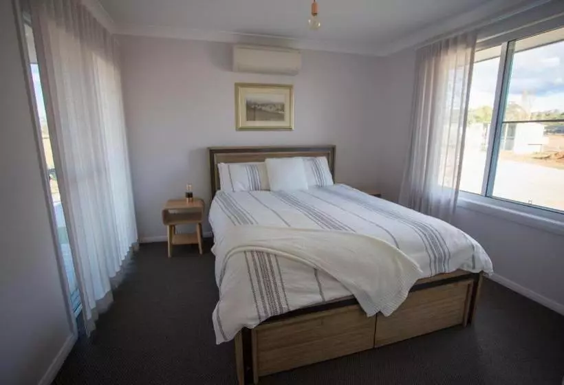 ペンション Gindanha