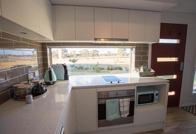 بنسيون Gindanha