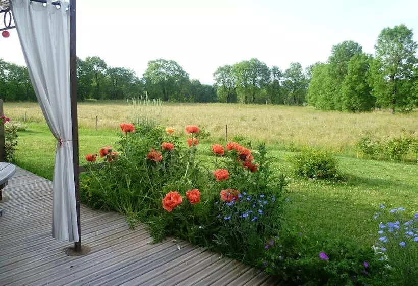 Majatalo La Freneraie